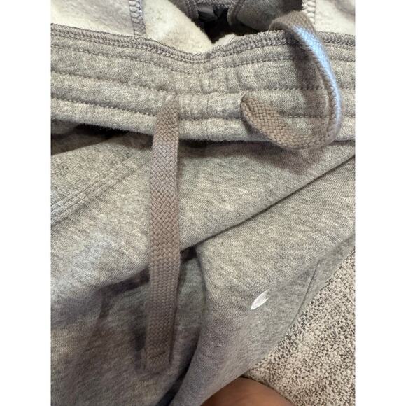 Nike Grey Men's Joggers Sweatpants Elastic Waist Pockets Drawstring Sz. M - Picture 4 of 13